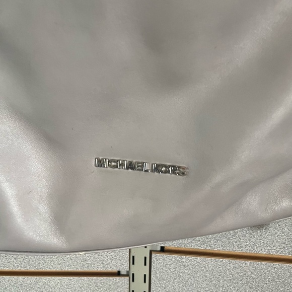 Michael Kors Devon Large Leather Hobo Handy‎ Shoulder Bag Tote Gray  Medium Size - Picture 3 of 10